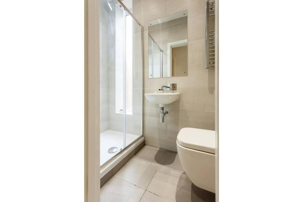 Stylish 2 Bed 2 Bath *Close To Beach And Centre With Parking* Bournemouth Exterior photo